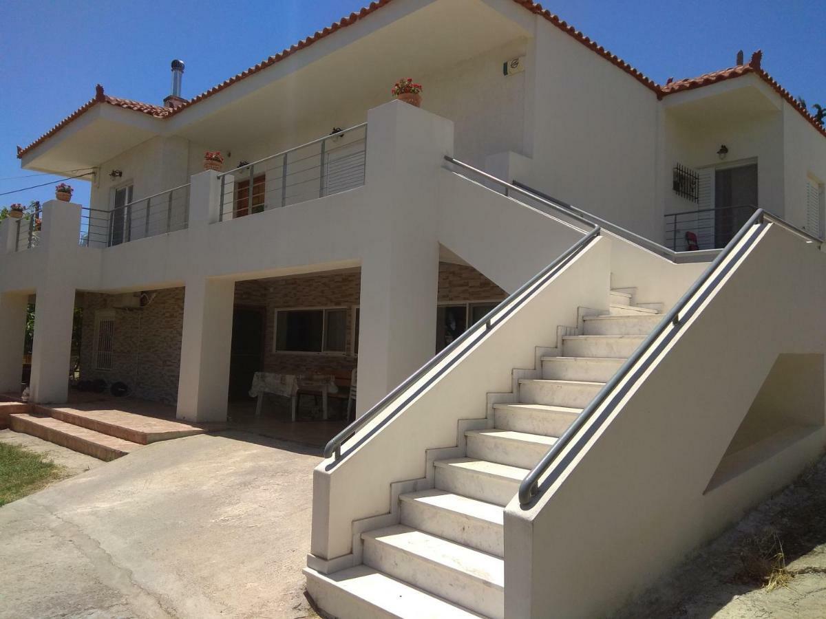 Iliahtida Chalkida Exterior foto